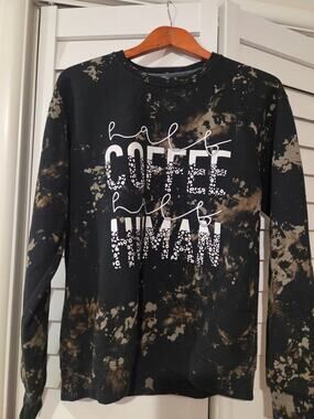 Athletic sweatshirt
Medium
